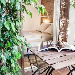 Guest house Cien, Barcelona